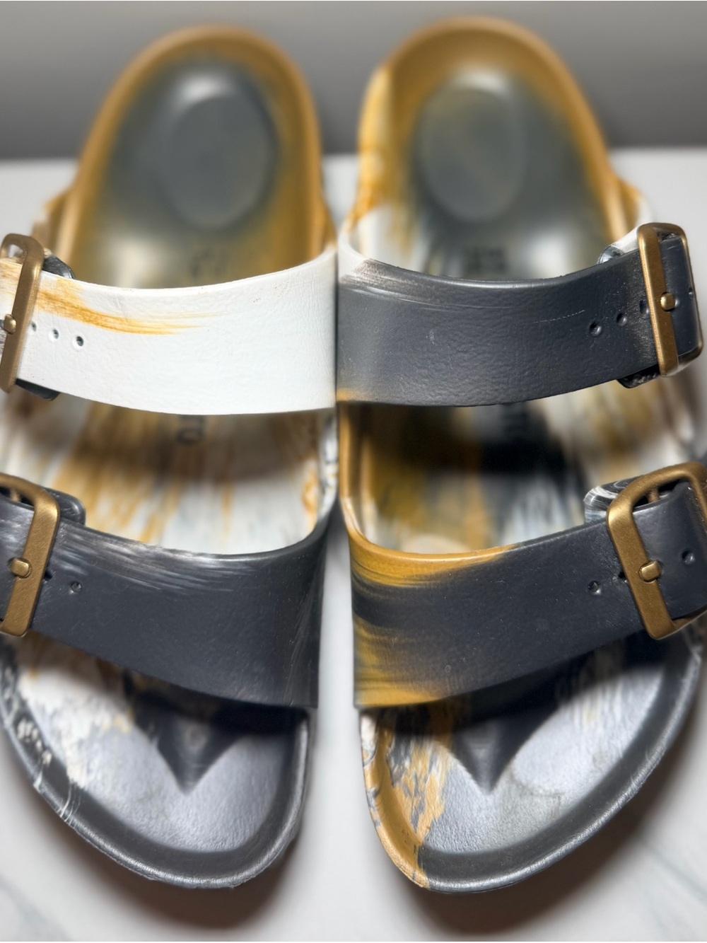 Birkenstock Arizona Metallic Sandals - Picture 4 of 8